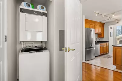 345 N La Salle Drive #3401, Chicago, IL 60654 - Photo 14