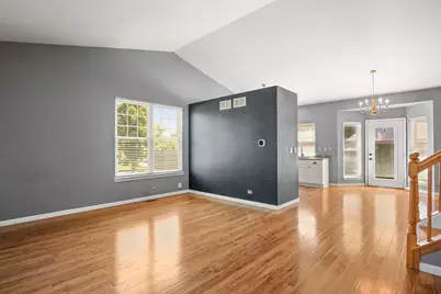 776 Chesterfield Lane, North Aurora, IL 60542 - Photo 4