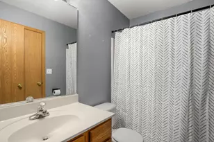 776 Chesterfield Ln, North Aurora, IL 60542 - Photo 16