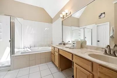 8709 Shade Tree Circle, Crystal Lake, IL 60014 - Photo 22