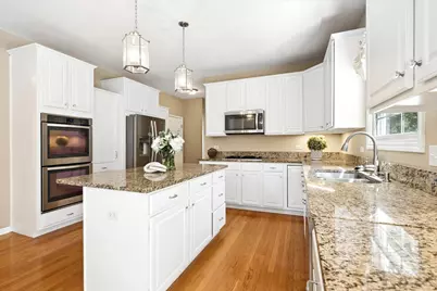 8709 Shade Tree Circle, Crystal Lake, IL 60014 - Photo 12