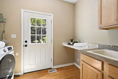 8709 Shade Tree Circle, Crystal Lake, IL 60014 - Photo 14