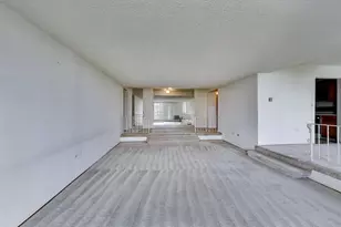 8809 W Golf Rd, Niles, IL 60714 - Photo 6