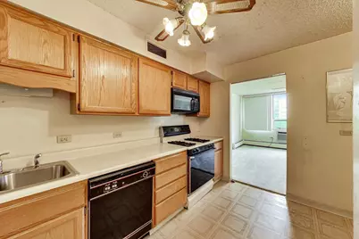 8809 W Golf Road #7F, Niles, IL 60714 - Photo 10