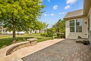 16530 Grandwood Lake Dr, Crest Hill, IL 60403 - Photo 26