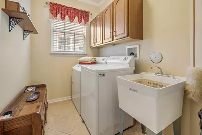 16530 Grandwood Lake Drive, Crest Hill, IL 60403 - Photo 20