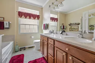 16530 Grandwood Lake Dr, Crest Hill, IL 60403 - Photo 16