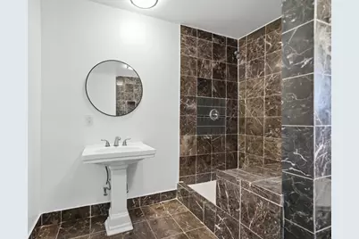 11715 S Parnell Avenue, Chicago, IL 60628 - Photo 18