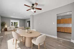 11715 S Parnell Ave, Chicago, IL 60628 - Photo 12