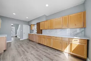 11715 S Parnell Ave, Chicago, IL 60628 - Photo 6