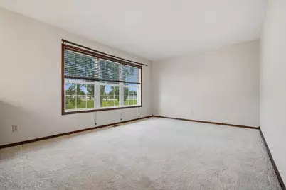1241 Holiday Lane, Bloomington, IL 61704 - Photo 6