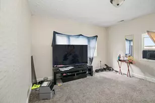 768 N Indiana Ave, Kankakee, IL 60901 - Photo 16