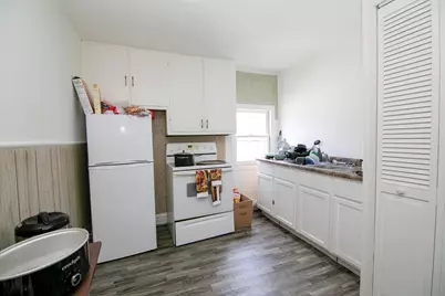 768 N Indiana Avenue, Kankakee, IL 60901 - Photo 14