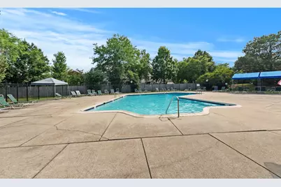 2100 Valencia Drive #300B, Northbrook, IL 60062 - Photo 34