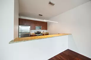 757 N Orleans St, Chicago, IL 60654 - Photo 12