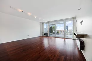 757 N Orleans St, Chicago, IL 60654 - Photo 6