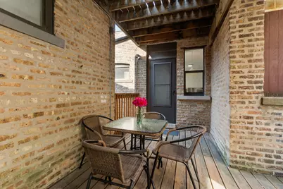 2458 W Eastwood Avenue #3, Chicago, IL 60625 - Photo 16