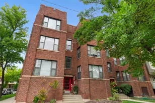 2458 W Eastwood Ave, Chicago, IL 60625 - Photo 1