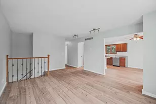 1609 Erin Dr, Normal, IL 61761 - Photo 8