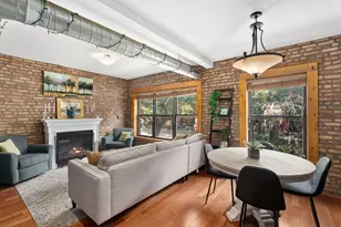 1255 W Roscoe St, Chicago, IL 60657 - Photo 2