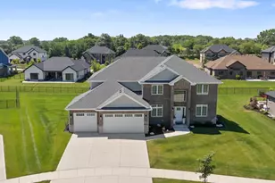 22991 Lancaster Ct, Frankfort, IL 60423 - Photo 2