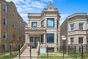 3912 W Congress Pkwy, Chicago, IL 60624 - Photo 1