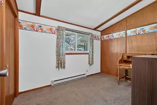 908 5th St, Erie, IL 61250 - Photo 16