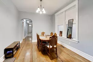 1037 S Racine Ave, Chicago, IL 60607 - Photo 6