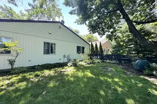 6652 Fernwood Dr, Lisle, IL 60532 - Photo 18