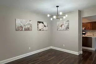 6652 Fernwood Dr, Lisle, IL 60532 - Photo 4