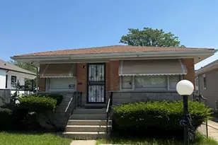 121 S 18th Ave, Maywood, IL 60153 - Photo 2