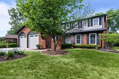 1040 E Carpenter Drive, Palatine, IL 60074 - Photo 1