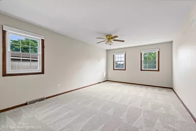 1040 E Carpenter Drive, Palatine, IL 60074 - Photo 14