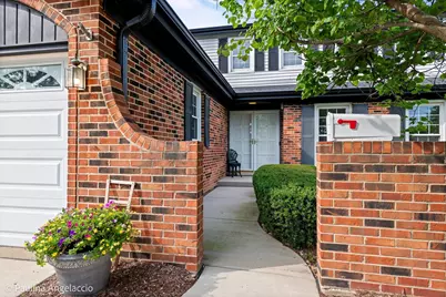 1040 E Carpenter Drive, Palatine, IL 60074 - Photo 2