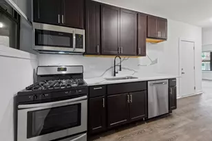 1904 N Whipple St, Chicago, IL 60647 - Photo 2