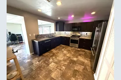 1614 Rebecca Drive, Rockford, IL 61107 - Photo 10