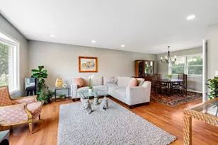 3504 Illinois Rd, Wilmette, IL 60091 - Photo 2