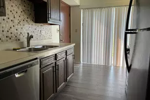 365 Rimini Ct, Palatine, IL 60067 - Photo 2