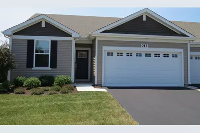 912 Homerton Boulevard, North Aurora, IL 60542 - Photo 1