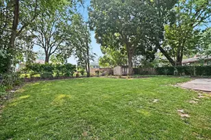 209 Maureen Dr, Elgin, IL 60123 - Photo 22