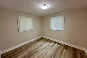 1707 Winthrop Ln, Schaumburg, IL 60193 - Photo 12