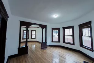 3229 W 62nd St, Chicago, IL 60629 - Photo 6
