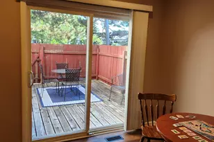 159 Saratoga Ct, Vernon Hills, IL 60061 - Photo 10