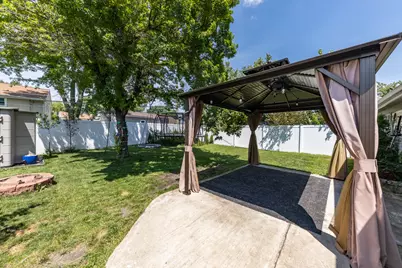 614 Pleasant Place, Streamwood, IL 60107 - Photo 18