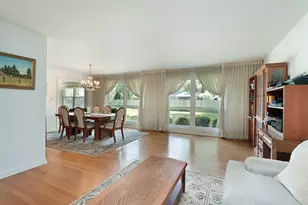 3123 Concord Ct, Northbrook, IL 60062 - Photo 2