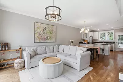 2901 N Wolcott Avenue #D, Chicago, IL 60657 - Photo 2