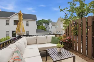 2901 N Wolcott Ave, Chicago, IL 60657 - Photo 10