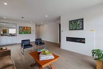 559 E 50th Street, Chicago, IL 60615 - Photo 10