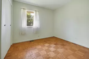816 Delphia Ave, Elk Grove Village, IL 60007 - Photo 16