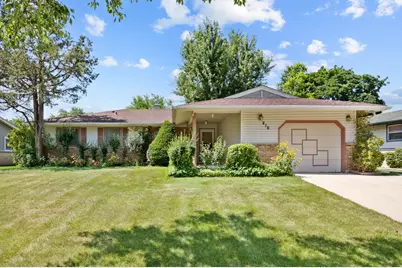 816 Delphia Avenue, Elk Grove Village, IL 60007 - Photo 1